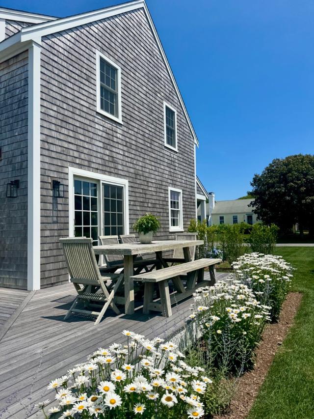 8 Sconset Avenue photo 43