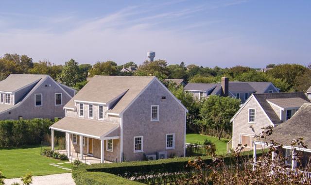 8 Sconset Avenue photo 45