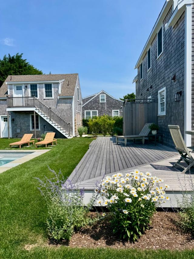 8 Sconset Avenue photo 44