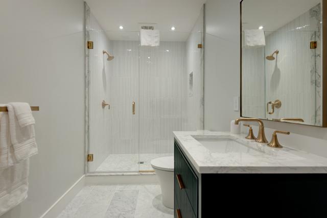 7 Bluet Court photo 43