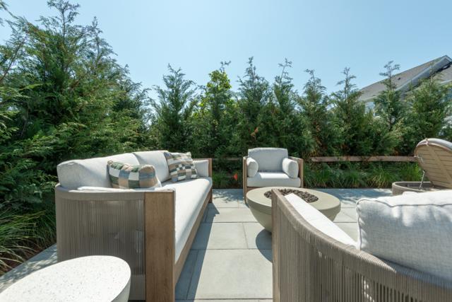 7 Bluet Court photo 49