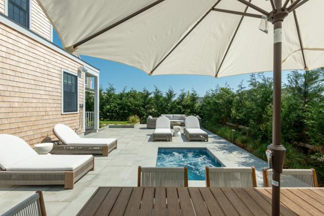 7 Bluet Court photo 45