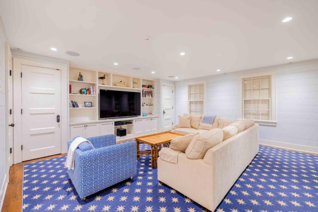15 Hallowell Lane photo 32