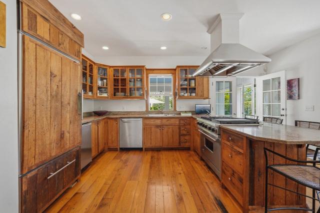 144 Madaket Road photo 13