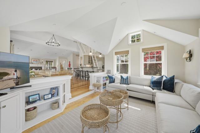 6 Sandwich Road photo 64
