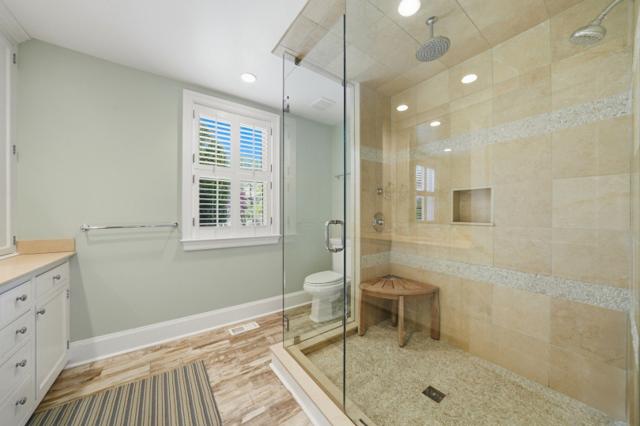 6 Sandwich Road photo 35