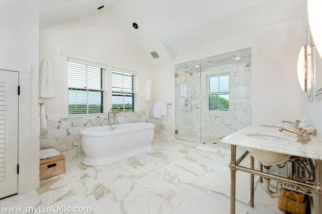 105 Low Beach Road photo 26