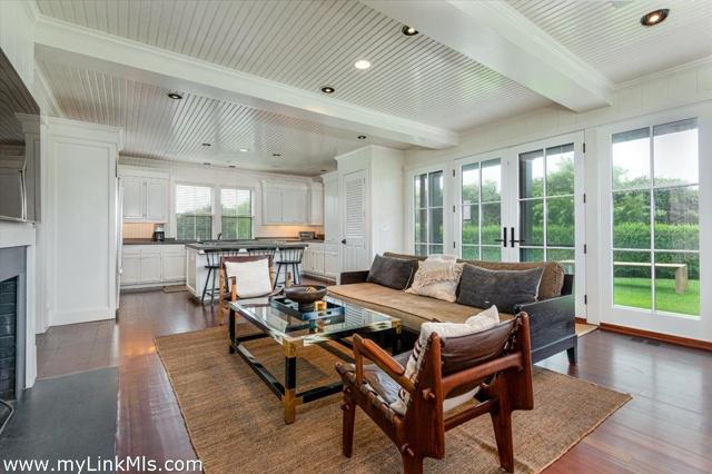 105 Low Beach Road photo 9