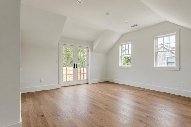 13 Fawn Lane photo 16