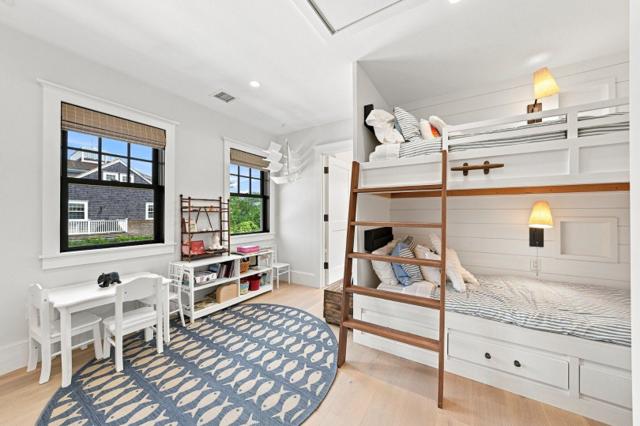 58 Walsh Street photo 36