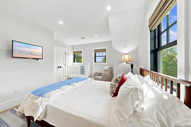 58 Walsh Street photo 33