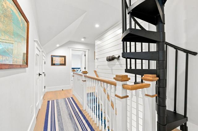 58 Walsh Street photo 39