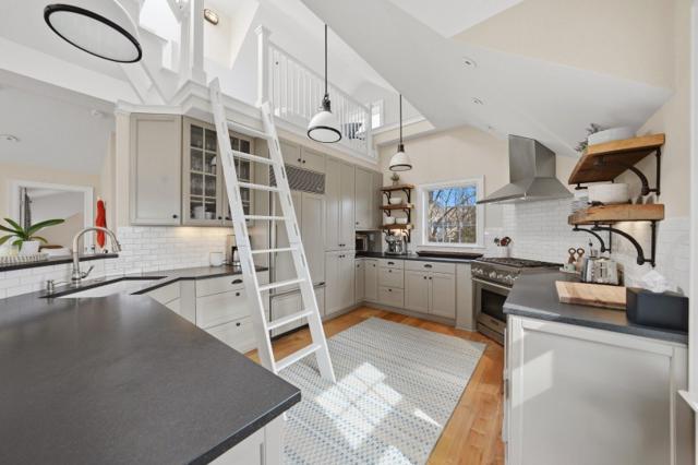 6 Sandwich Road photo 28