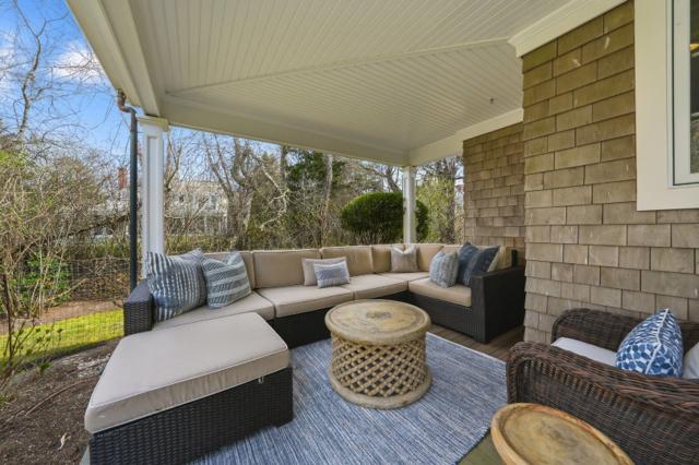 6 Sandwich Road photo 38