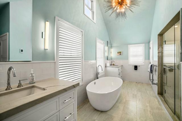 2 Marion Avenue photo 35
