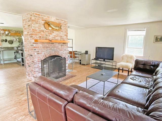 31 Millbrook Road photo 3