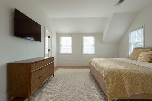 2 Fawn Lane photo 27