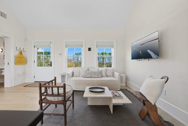 8 Sheep Pond Road photo 95