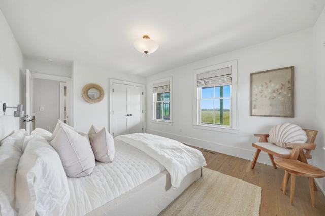 8 Sheep Pond Road photo 38