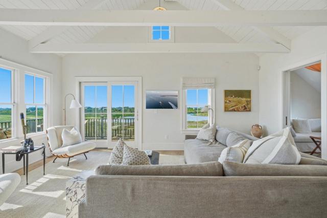8 Sheep Pond Road photo 58