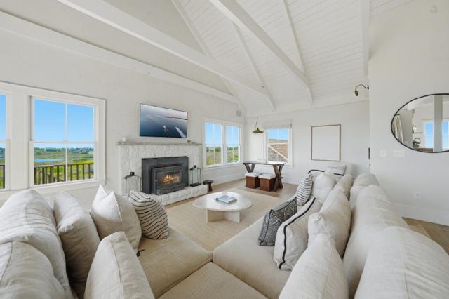 8 Sheep Pond Road photo 15