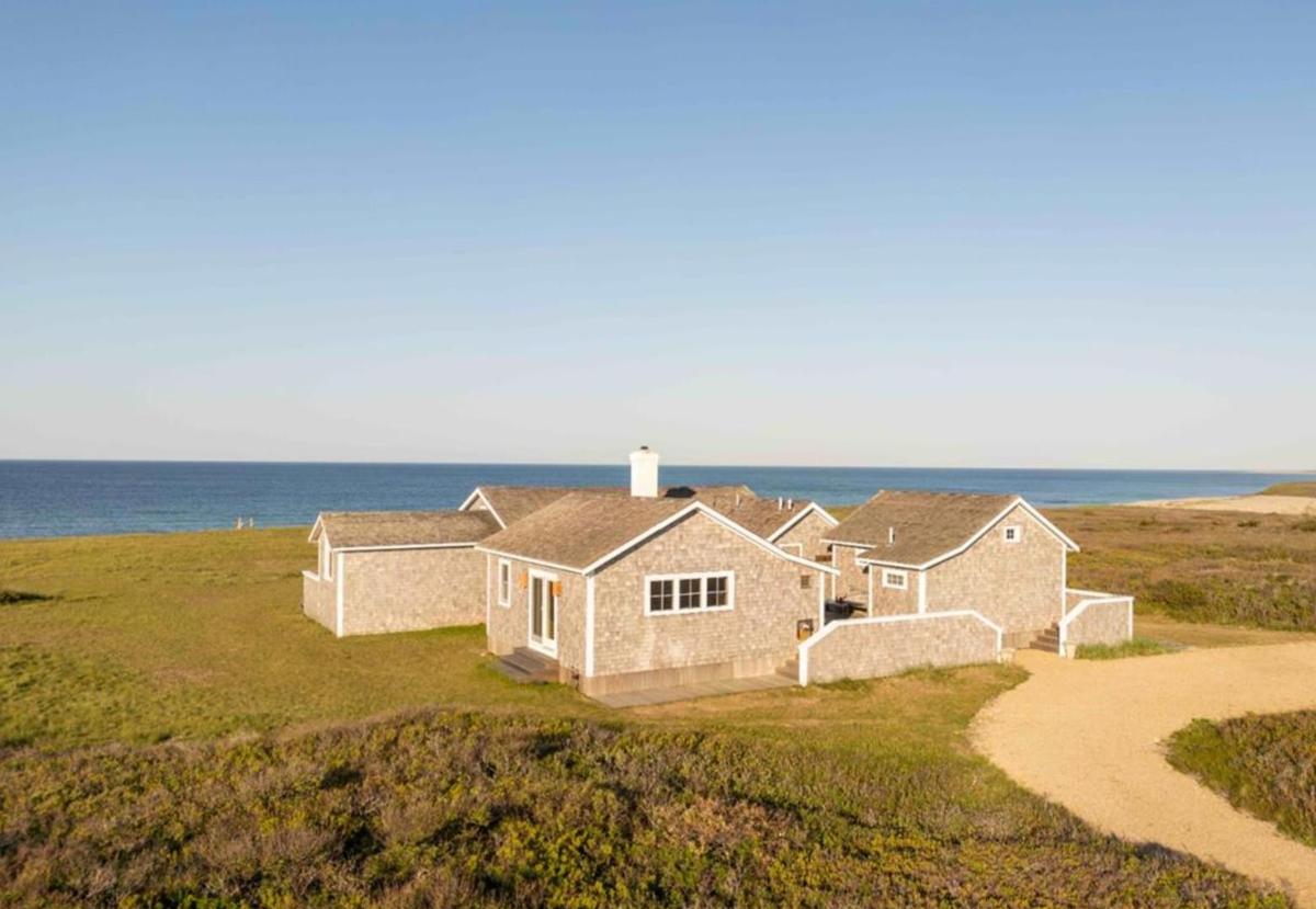 10 Waquoit Road