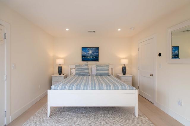 16 Walsh Street photo 19