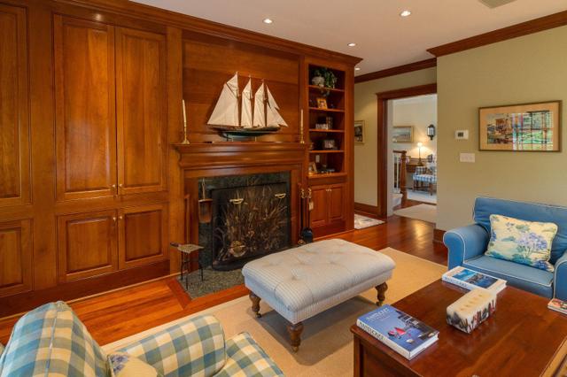 8 Monomoy Road photo 13
