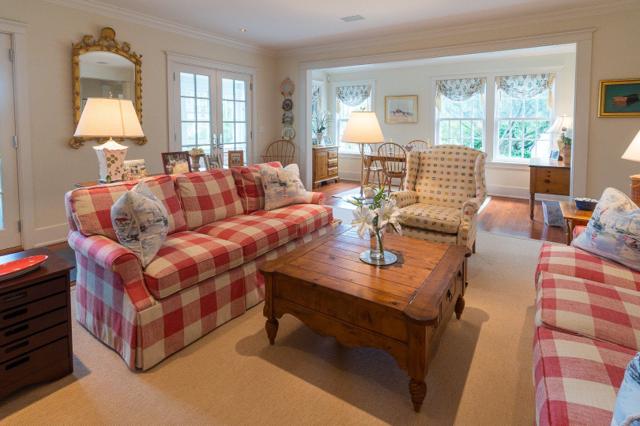 8 Monomoy Road photo 22