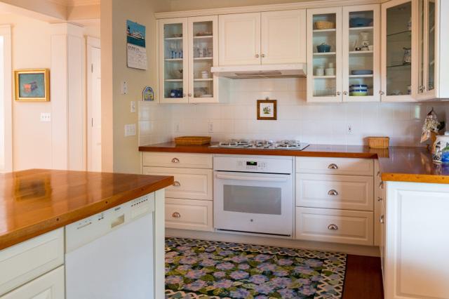 8 Monomoy Road photo 30