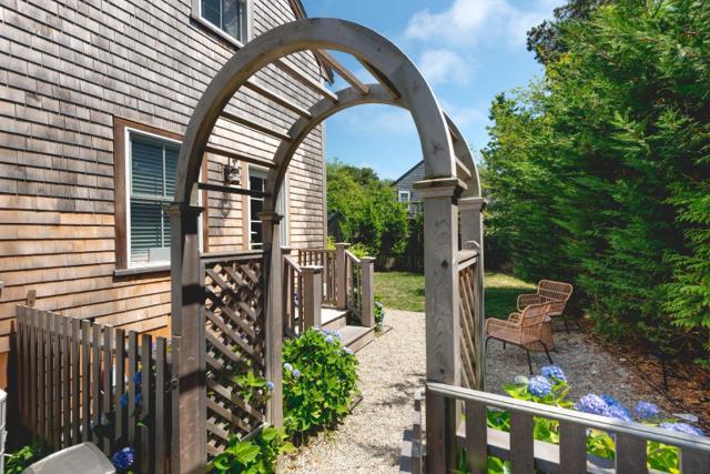 21A Pine Grove #2 photo 3