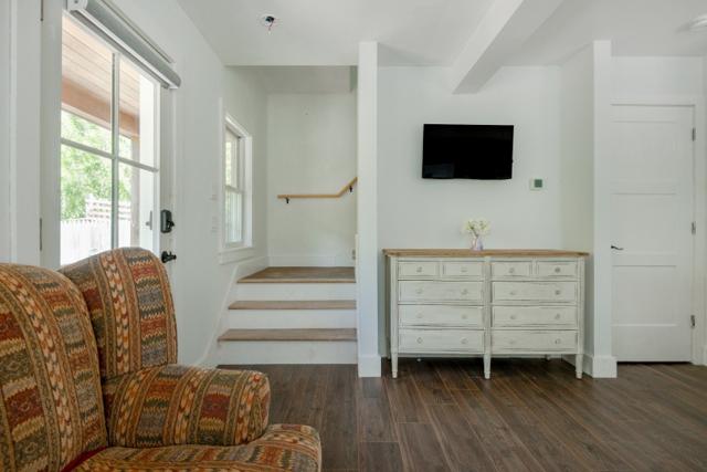 21A Pine Grove #2 photo 8