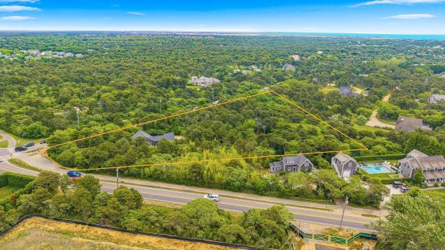 99 Surfside Road photo 2