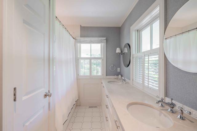 110 Baxter Road photo 27