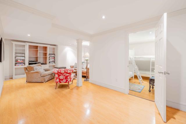 110 Baxter Road photo 22