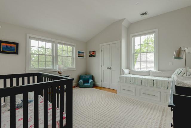 10 Sheep Commons Lane photo 28