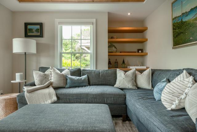 10 Sheep Commons Lane photo 14