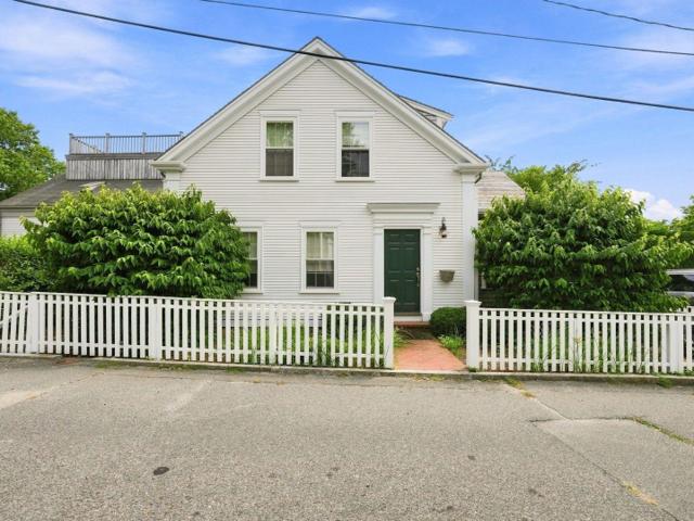44 & 44B Pine Street photo 2