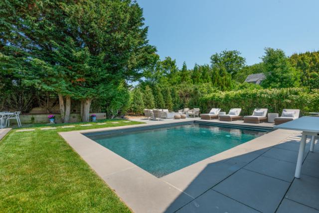 84 Cliff Road photo 52