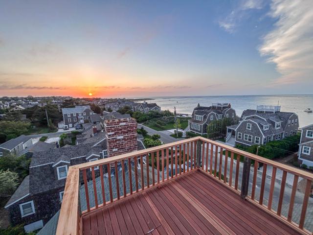 34 Hulbert Avenue photo 2
