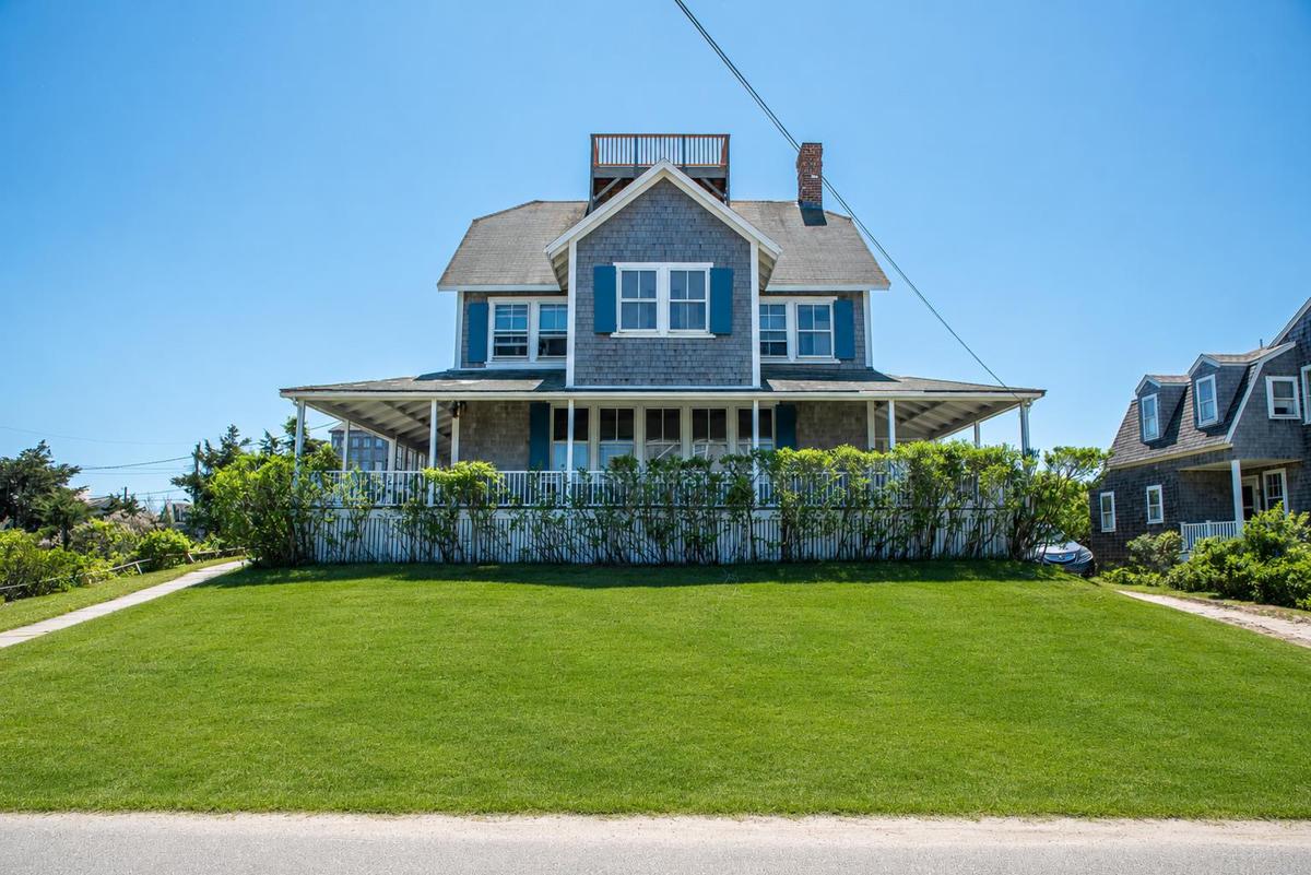 34 Hulbert Avenue