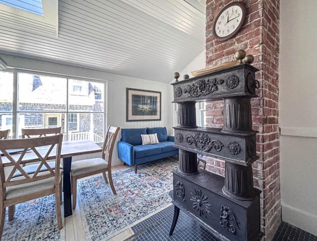 34 Hulbert Avenue photo 10