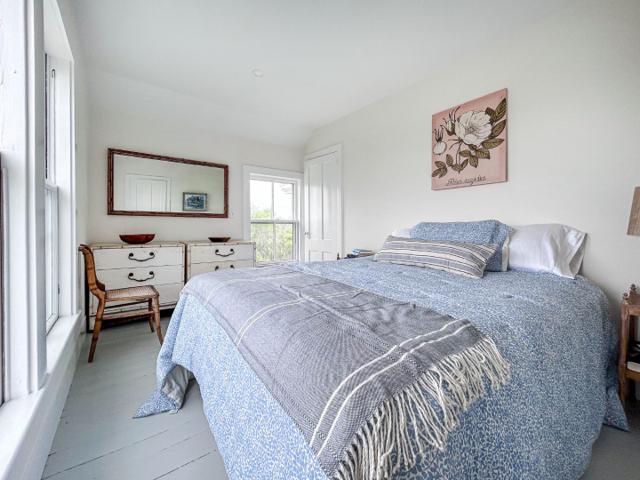 34 Hulbert Avenue photo 18