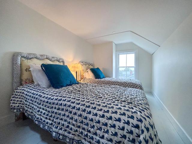 34 Hulbert Avenue photo 21