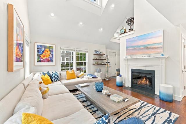 37 Washaman Avenue photo 6