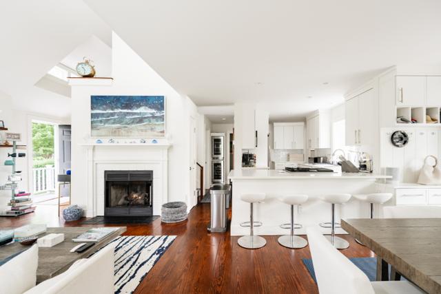 37 Washaman Avenue photo 11